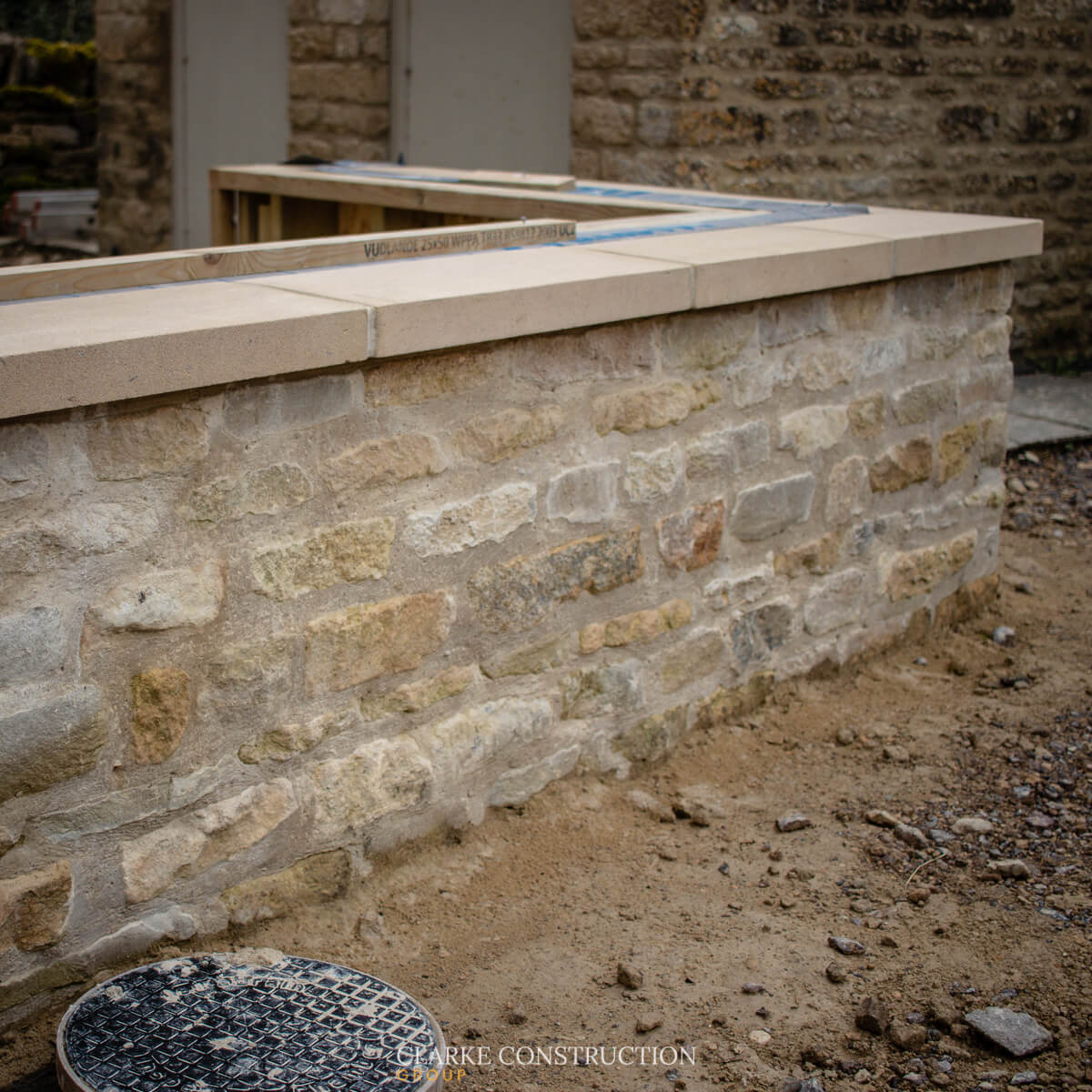 The Latest - Detail 1