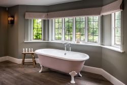 Listed Buildings image