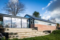 Listed Buildings image